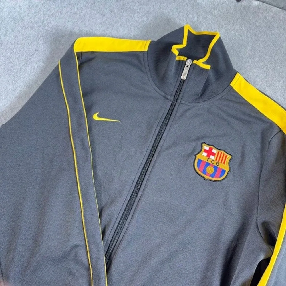 Nike FC Barcelona Track Jacket Mens XL Gray Yellow Full Zip Soccer FCB Training